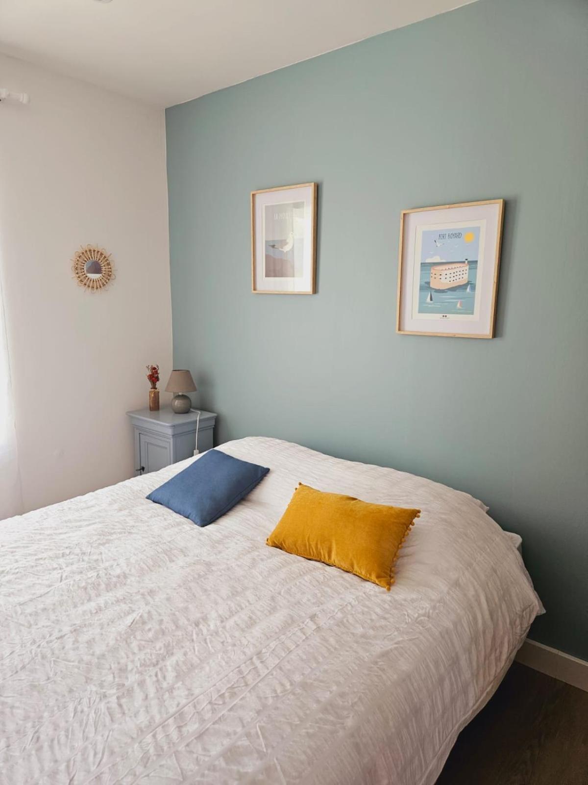 Maison De Vacances Entiere A 10 Mn De La Rochelle Dompierre-sur-Mer Extérieur photo