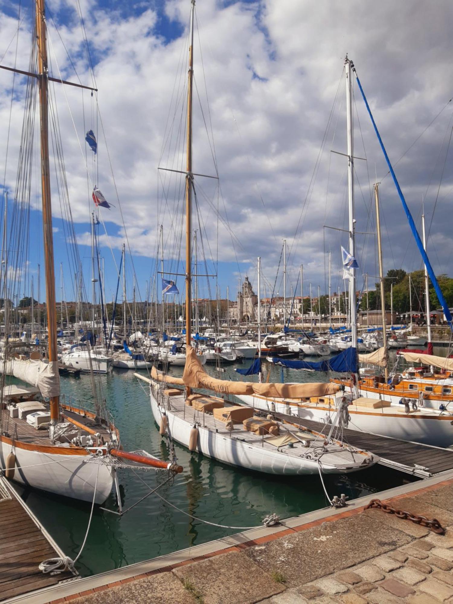 Maison De Vacances Entiere A 10 Mn De La Rochelle Dompierre-sur-Mer Extérieur photo