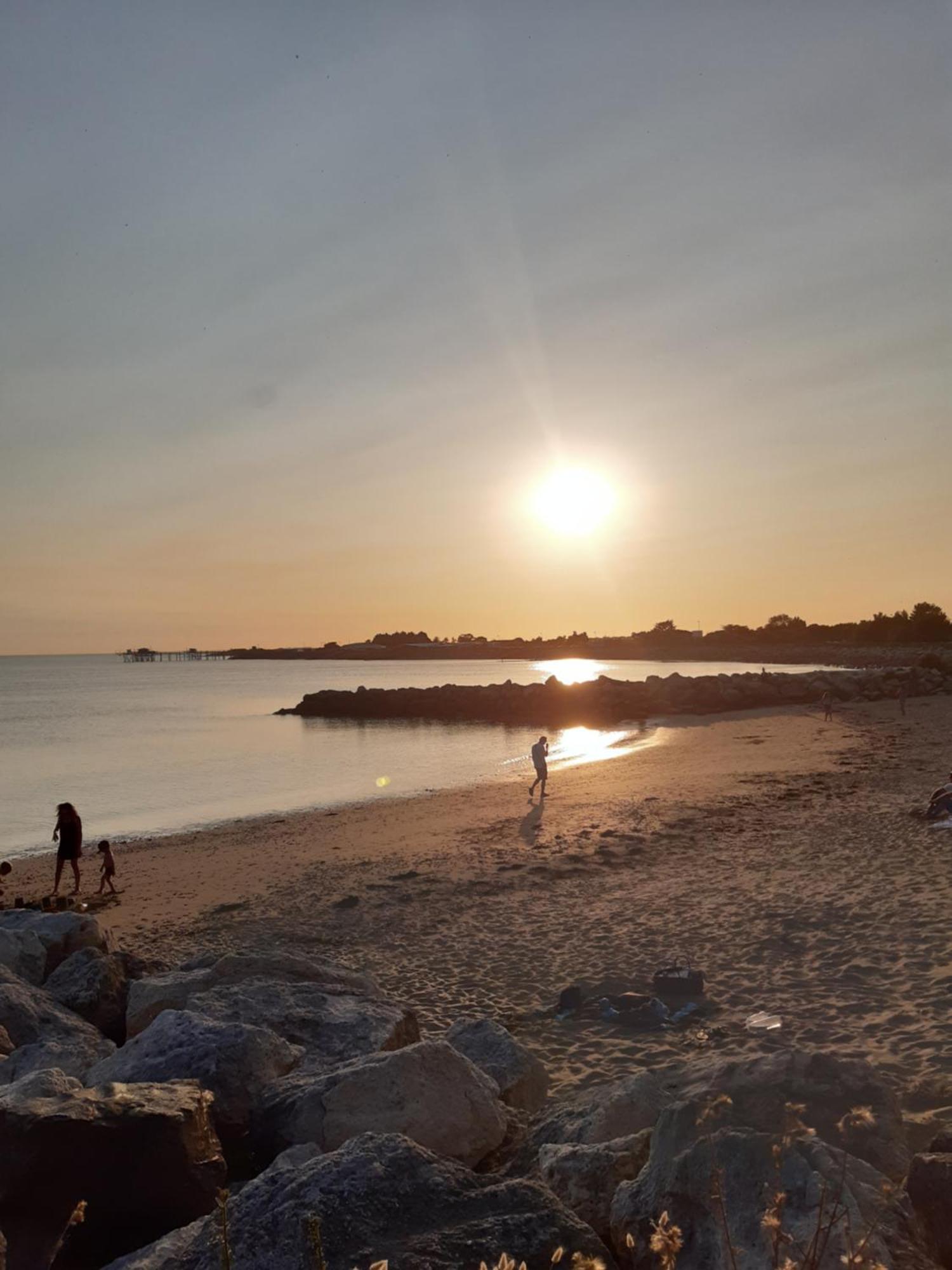 Maison De Vacances Entiere A 10 Mn De La Rochelle Dompierre-sur-Mer Extérieur photo