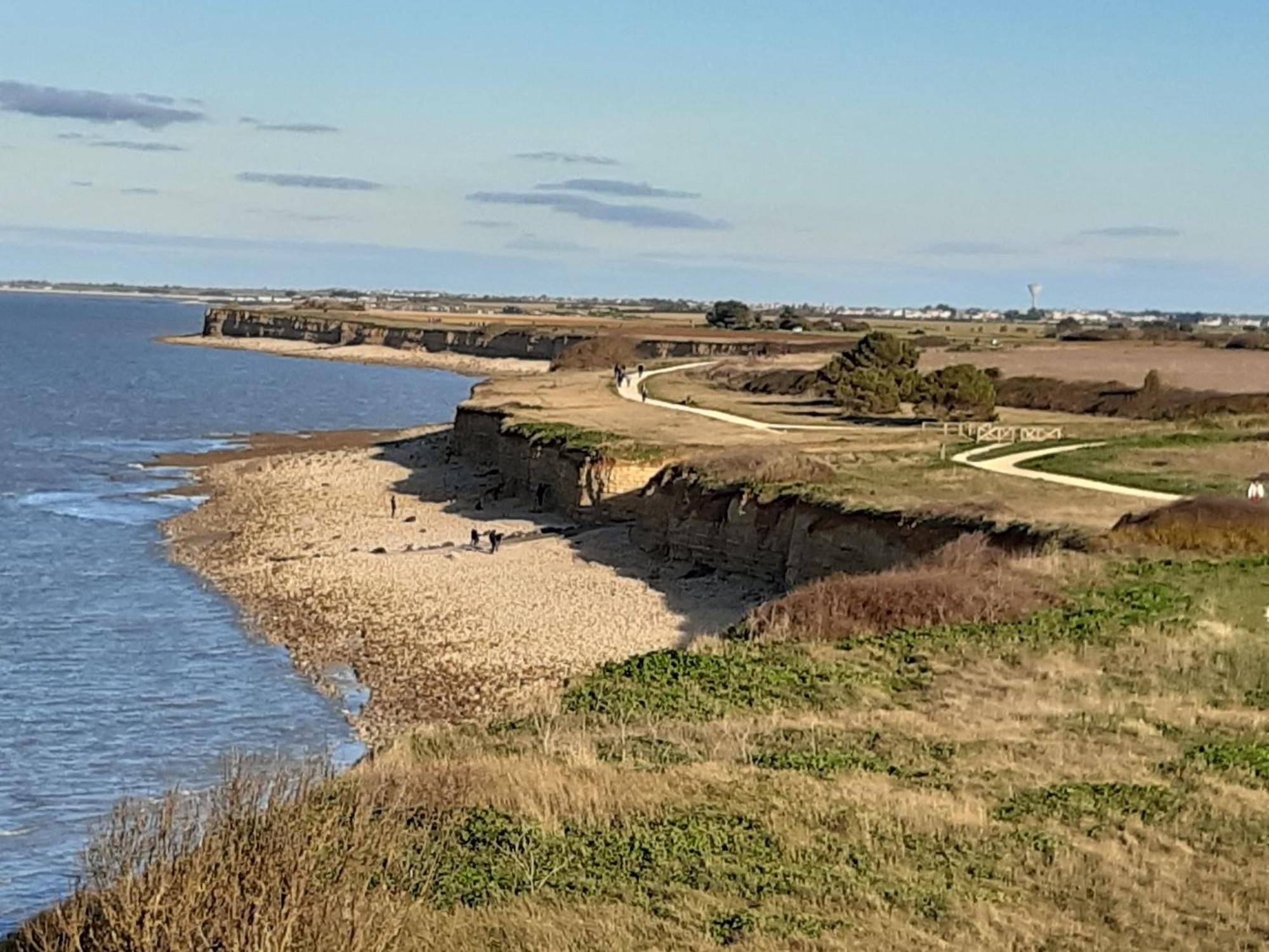 Maison De Vacances Entiere A 10 Mn De La Rochelle Dompierre-sur-Mer Extérieur photo