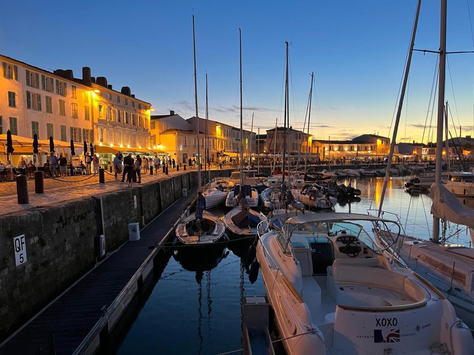 Maison De Vacances Entiere A 10 Mn De La Rochelle Dompierre-sur-Mer Extérieur photo